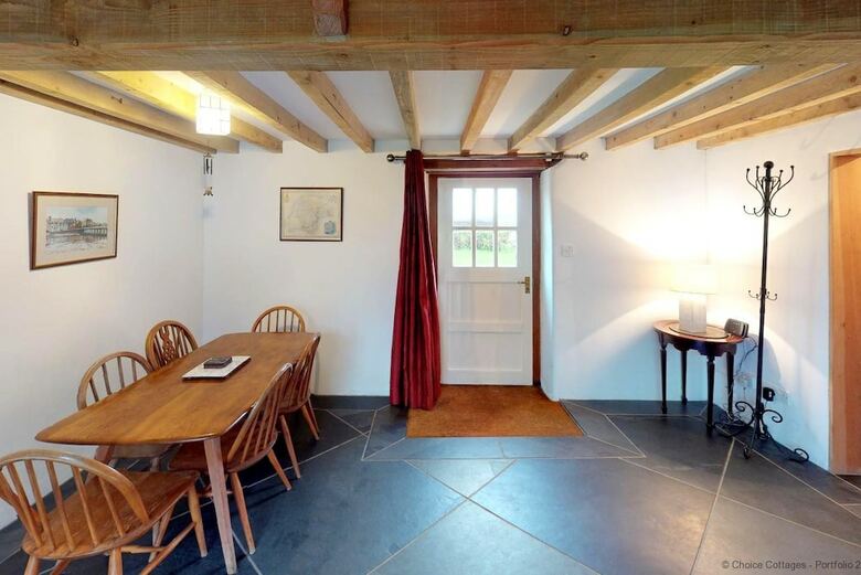Buckland Brewer Cob Barn 2 Bedrooms
