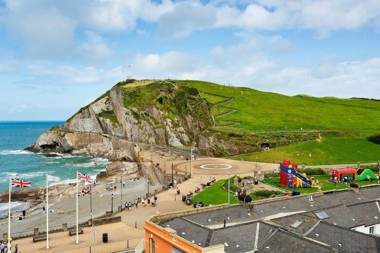 Ilfracombe Oriel 3 Bedrooms