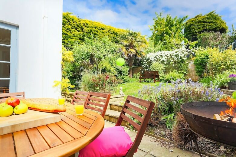 Croyde White House 4 Bedrooms