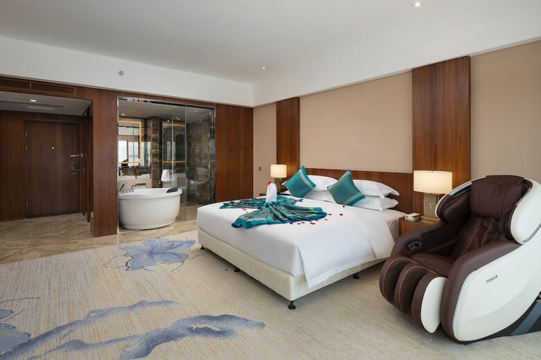 Headquarter International Hotel