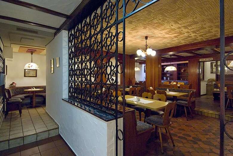 Hotel Restaurant Sch�tz