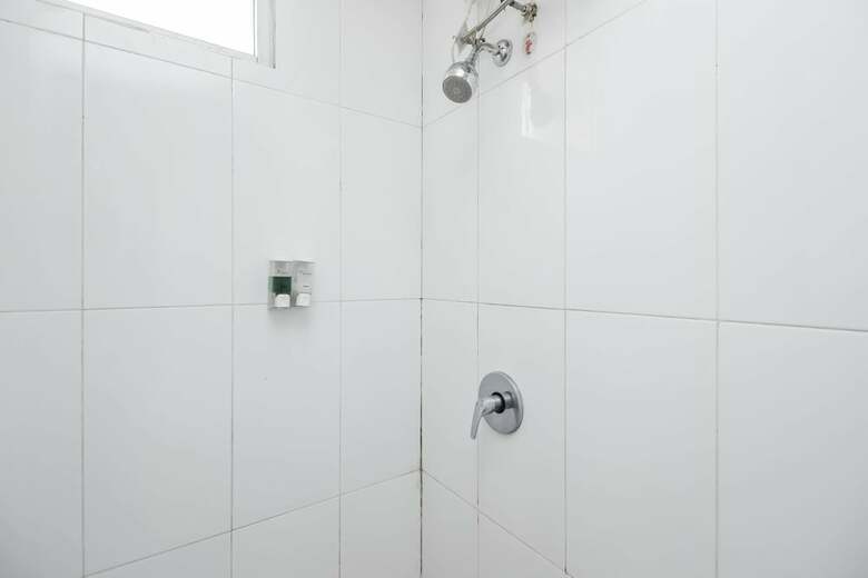 Hotel Reddoorz Plus @ Cikarang