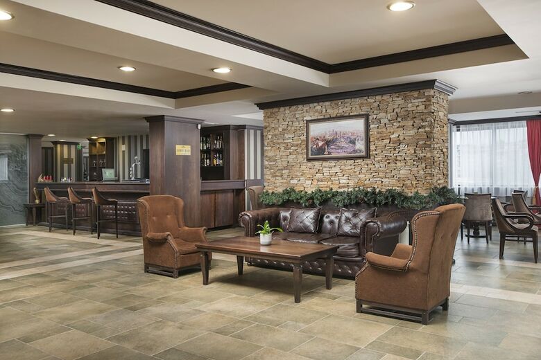 Royal Park Hotel & Apartments