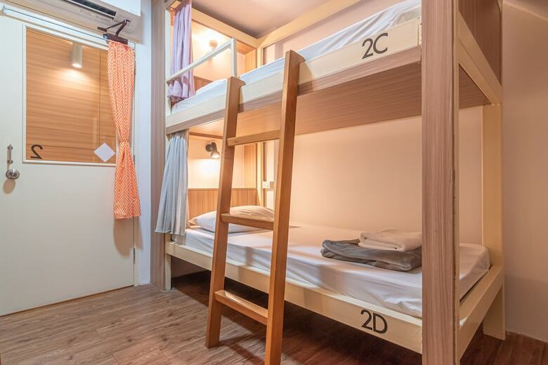 Hostal The Victory View - Hostel - Adults Only