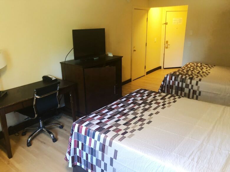 Motel Evergreen Inn & Suites Portland