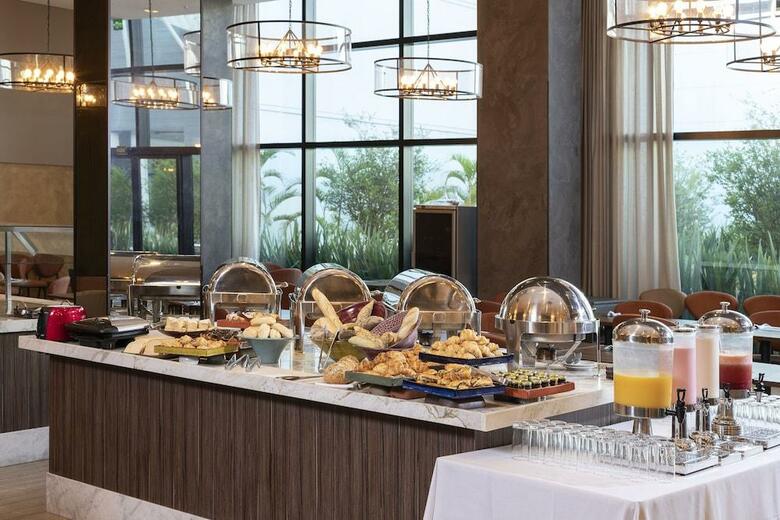 Hotel Royal Palm Tower Anhanguera