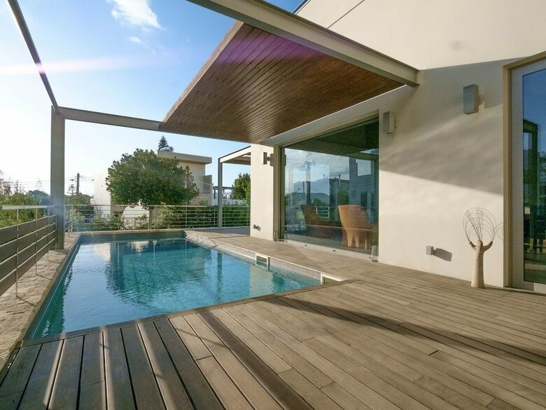 Spectacular Modern Art Villa With Private Pool