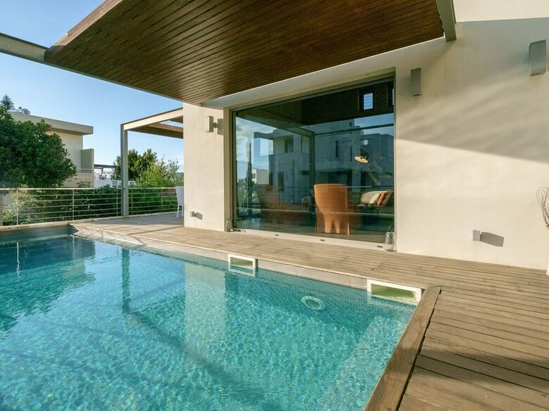 Spectacular Modern Art Villa With Private Pool