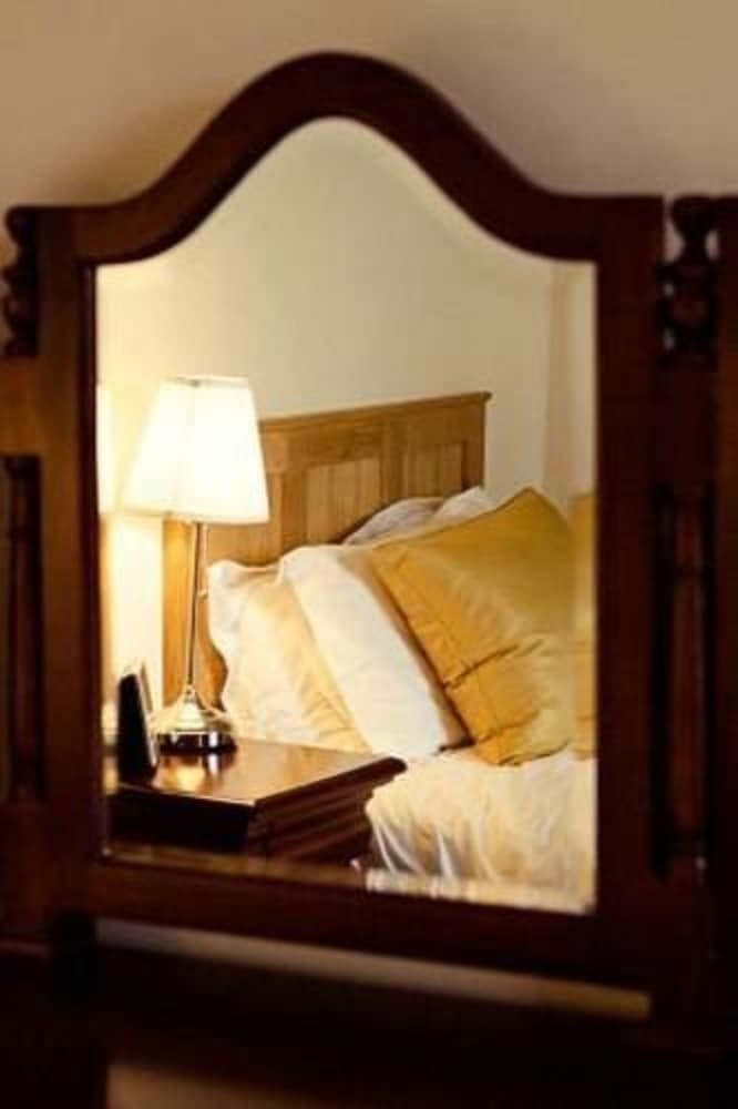 The King's Arms Hotel And Restaurant