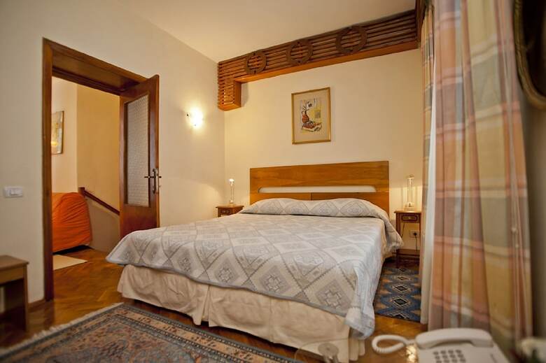 Hotel Vila Camelia Sinaia