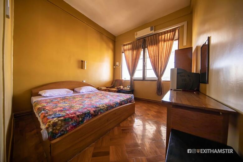 Hotel Gypsy Inn