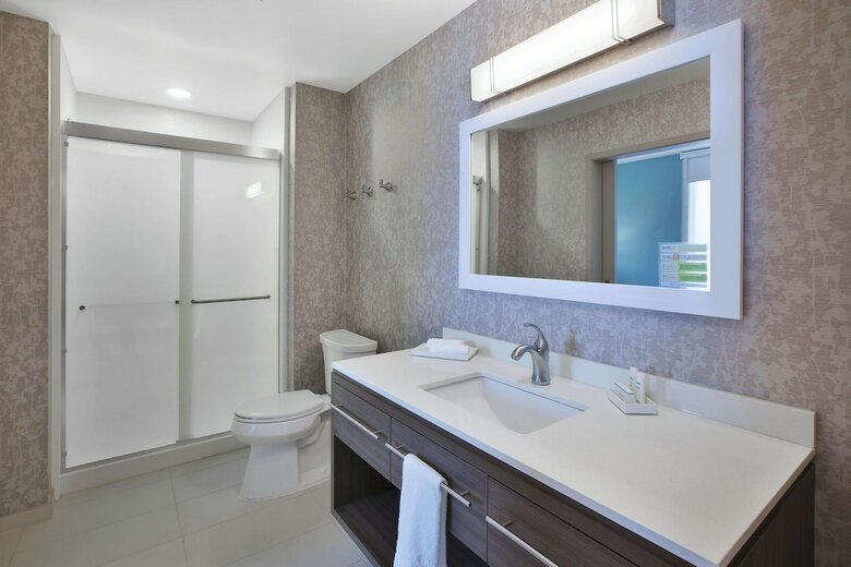 Hotel Home2 Suites By Hilton Holland