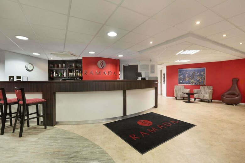 Hotel Ramada By Wyndham London Stansted Airport