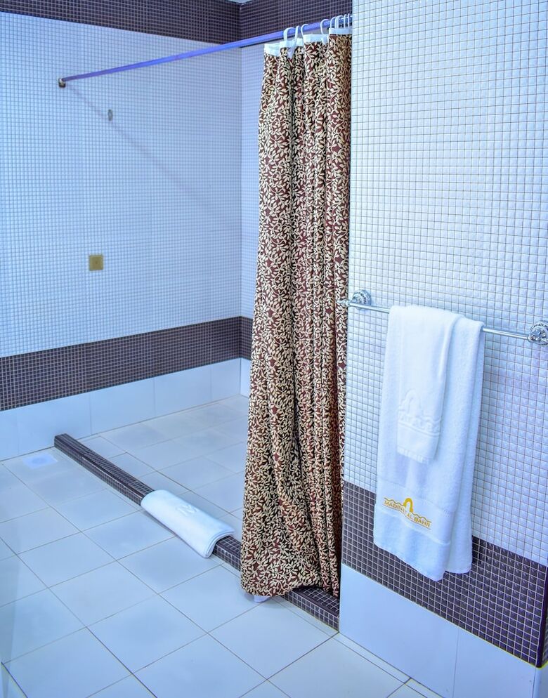 Madinat Al Bahr Business & Spa Hotel