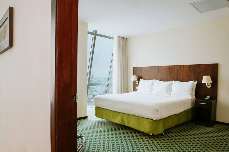 Hotel Courtyard By Marriott Guayaquil