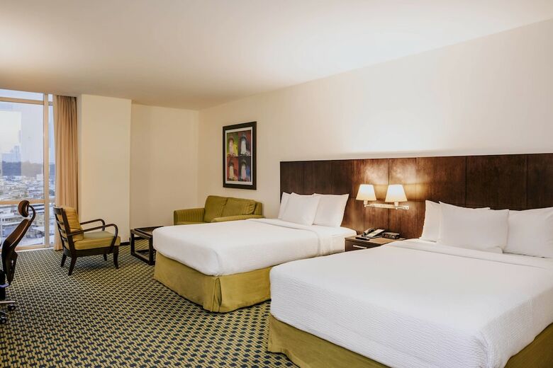 Hotel Courtyard By Marriott Guayaquil