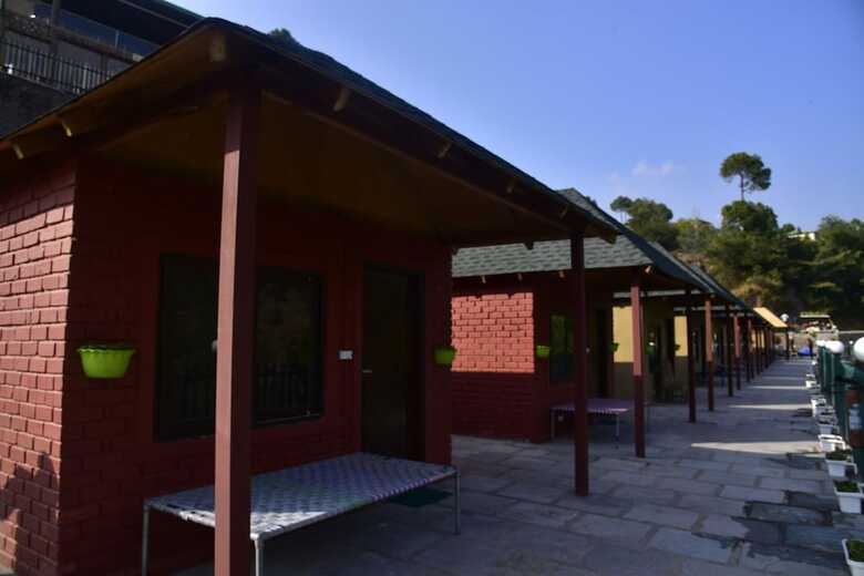 Hotel Suryavilas Luxury Resort And Spa