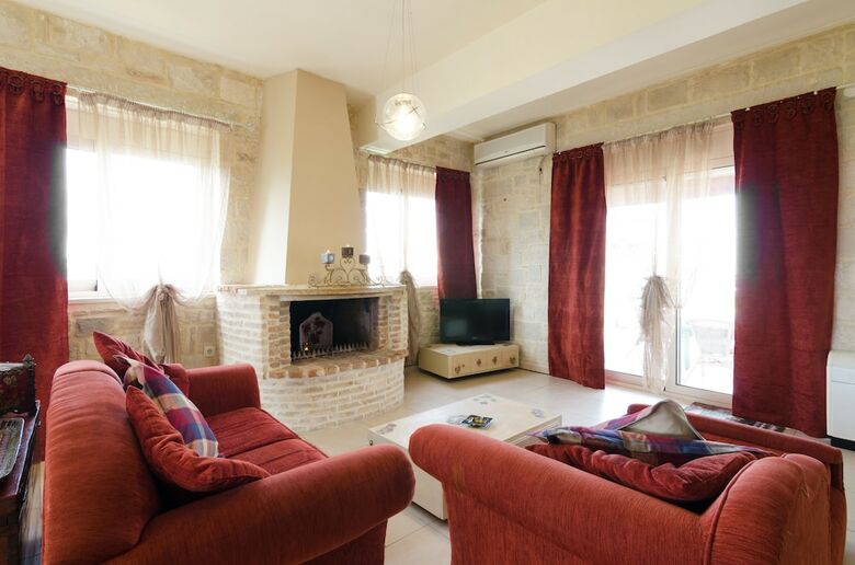 Apartamentos Skalani Stone Houses