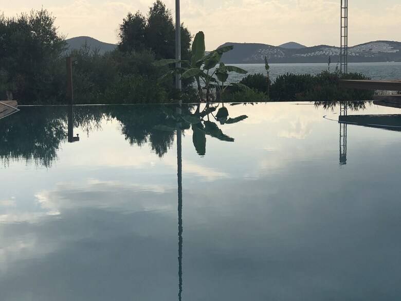 Hotel Egesu Marina Guest House