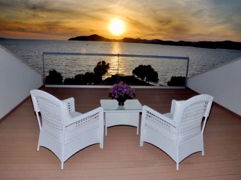 Hotel Egesu Marina Guest House