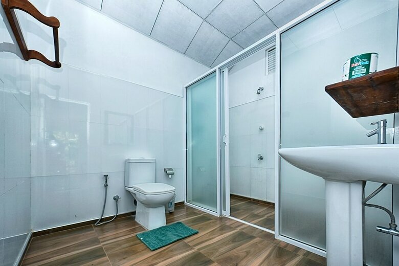 Hotel Jays Holiday Resort