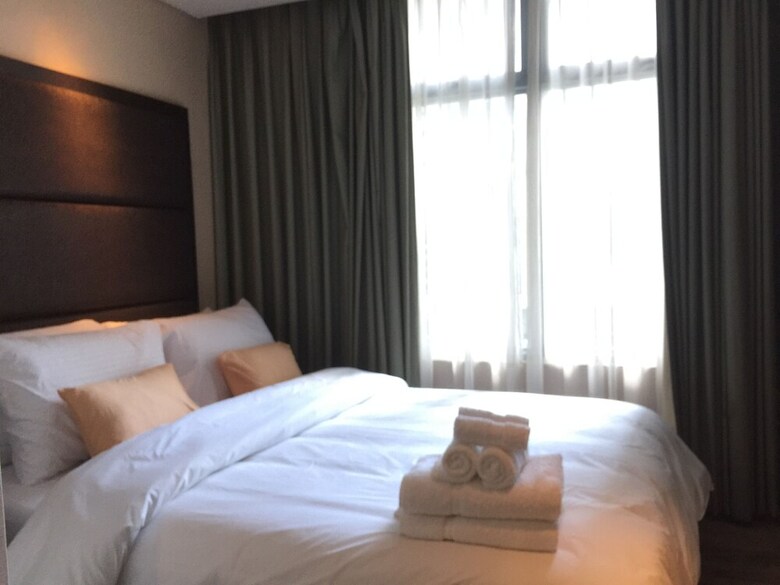 Serena's Suite (makati Ave.)