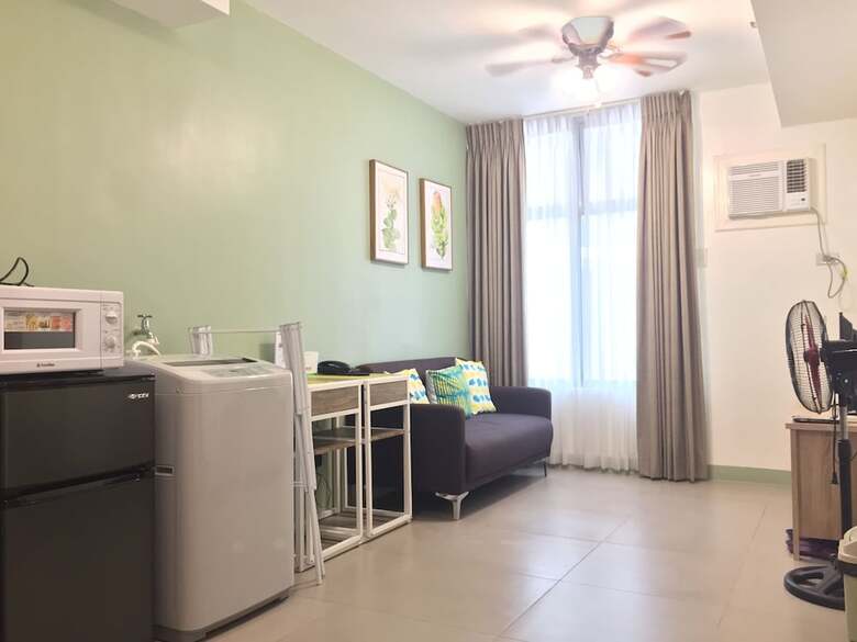 Serena's Suite (makati Ave.)