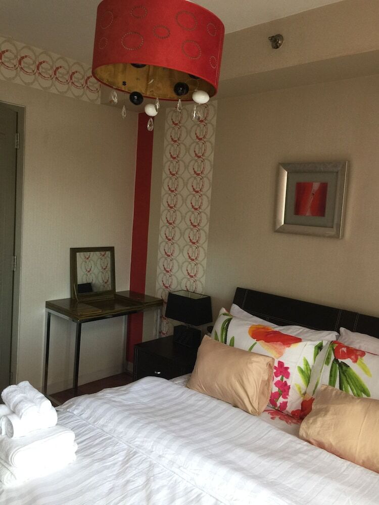 Serena's Suite (makati Ave.)