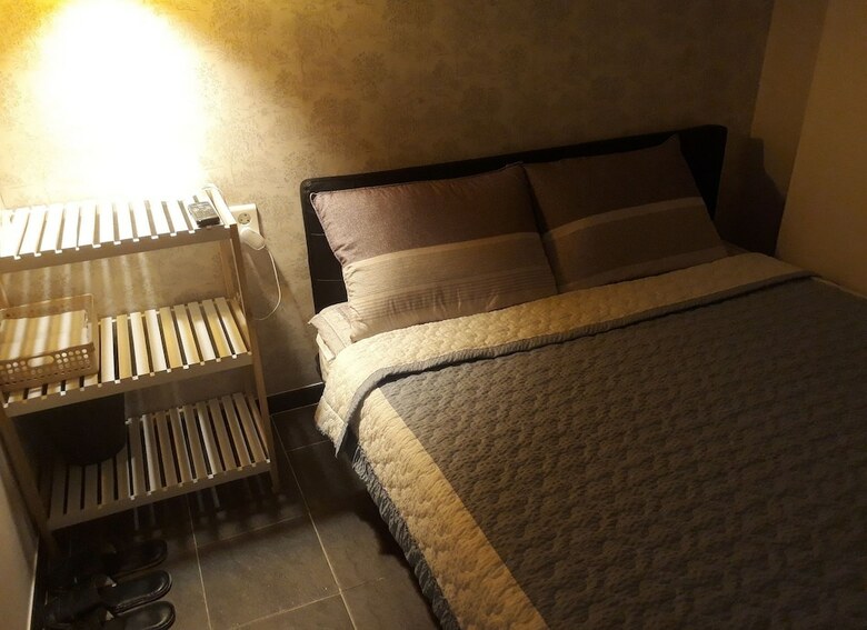 Capsule Hotel Goodstayinn