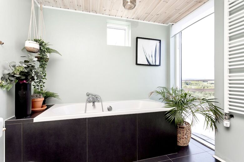 Designers Villa - Near Alafoss Waterfall