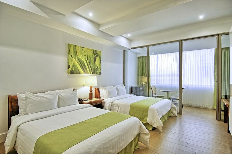 Hotel Balmoral Premium Rooms