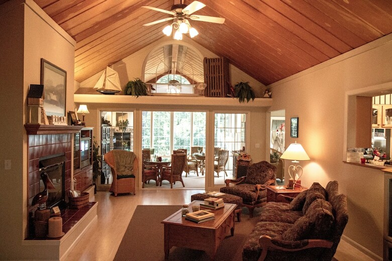 Inn At Harbour Ridge Bed And Breakfast