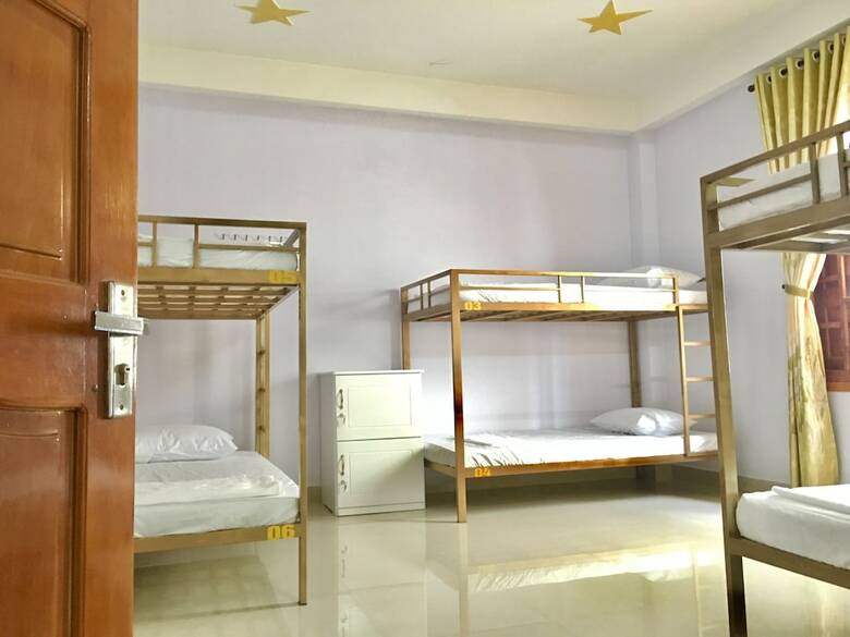Hostal Sun's Kiss Hostel