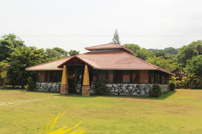 Hotel Shangri La Jungle Resort