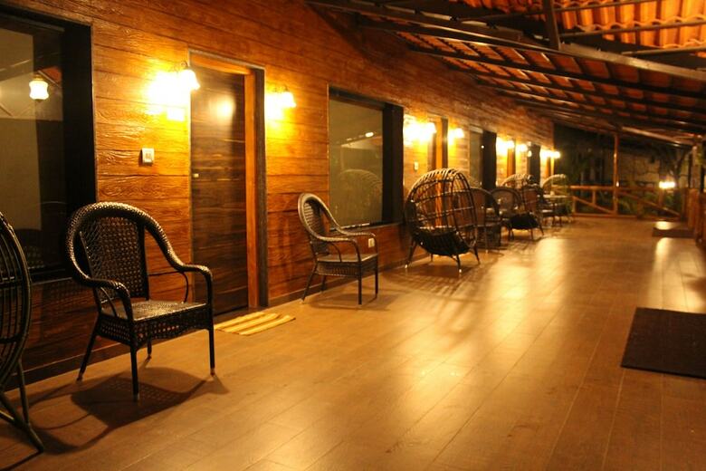 Hotel Shangri La Jungle Resort