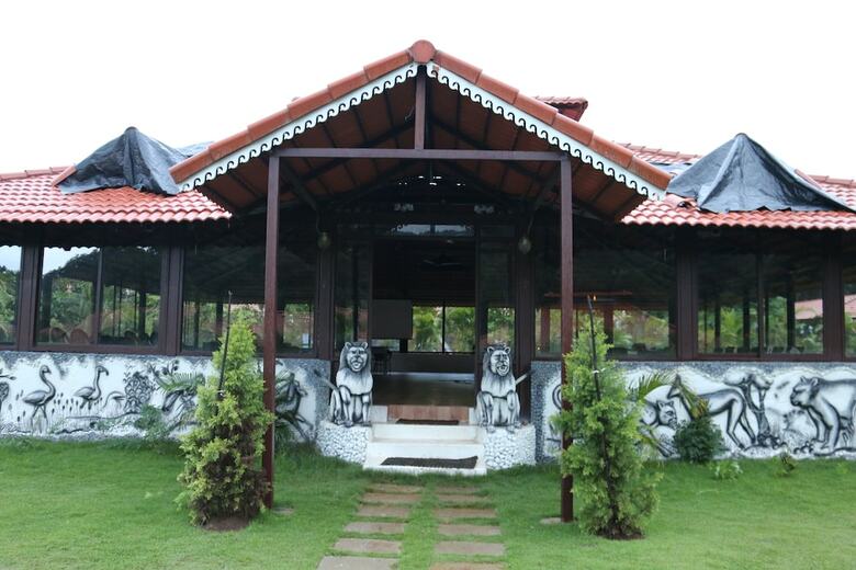Hotel Shangri La Jungle Resort