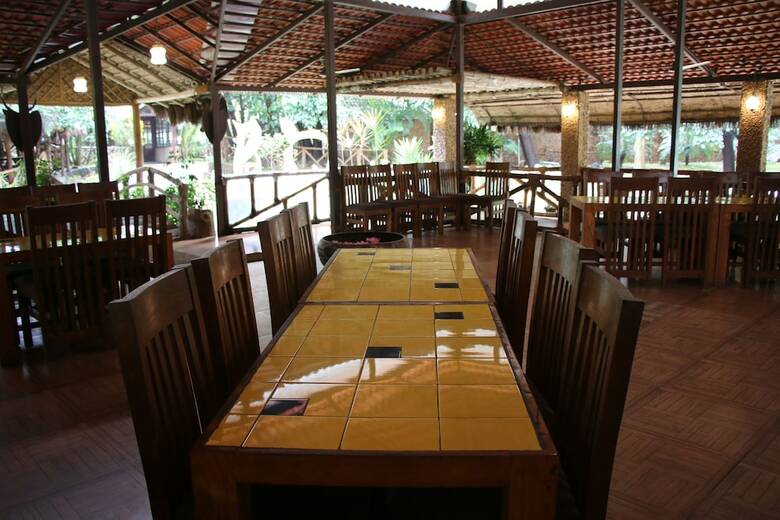 Hotel Shangri La Jungle Resort