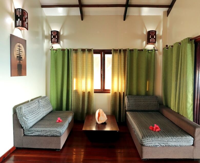 Siargao Sunrise Villa