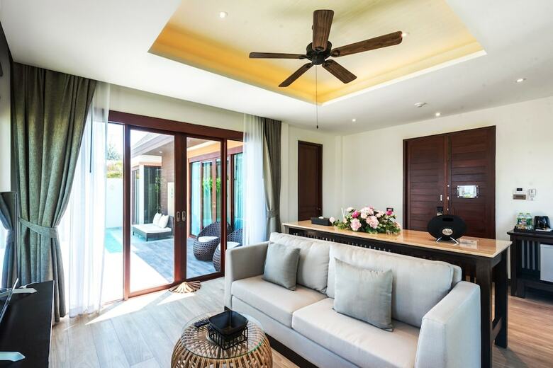 Hotel Triple Tree Beach Resort
