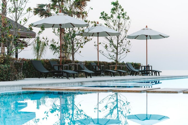 Hotel Triple Tree Beach Resort