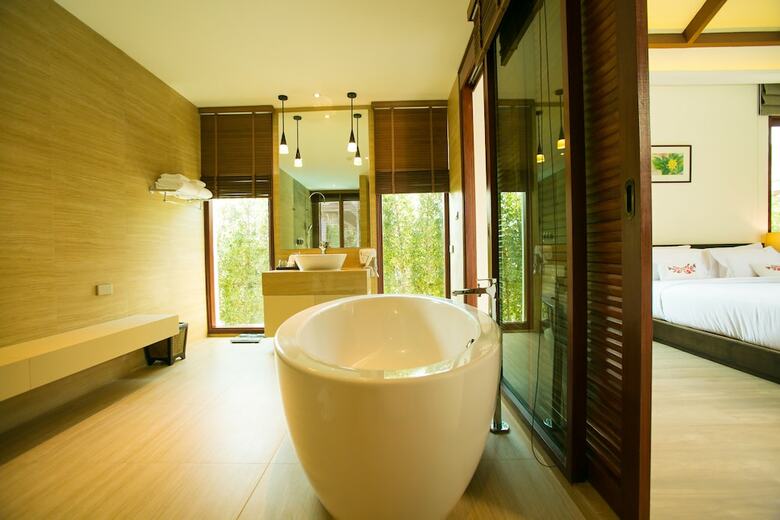 Hotel Triple Tree Beach Resort