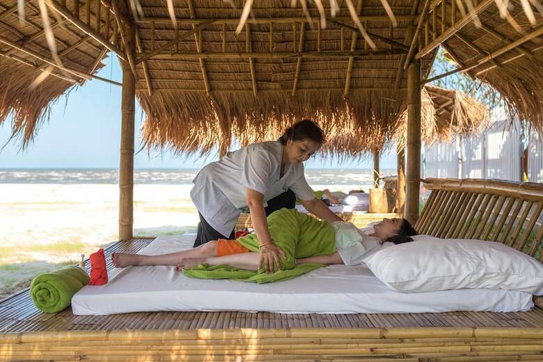 Hotel Triple Tree Beach Resort