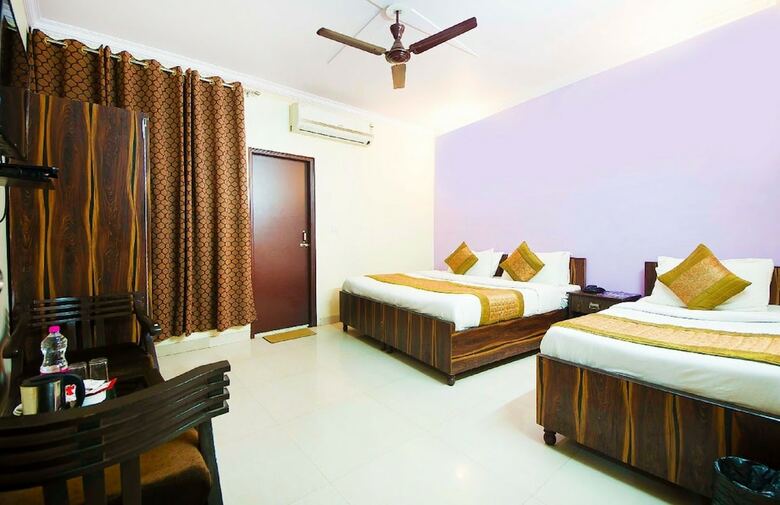 Hotel Sky View