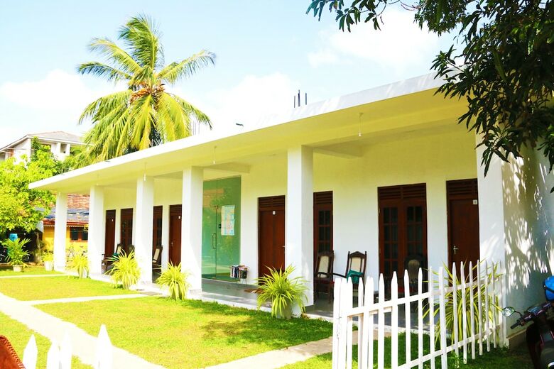 Hotel A&b Resort Negombo