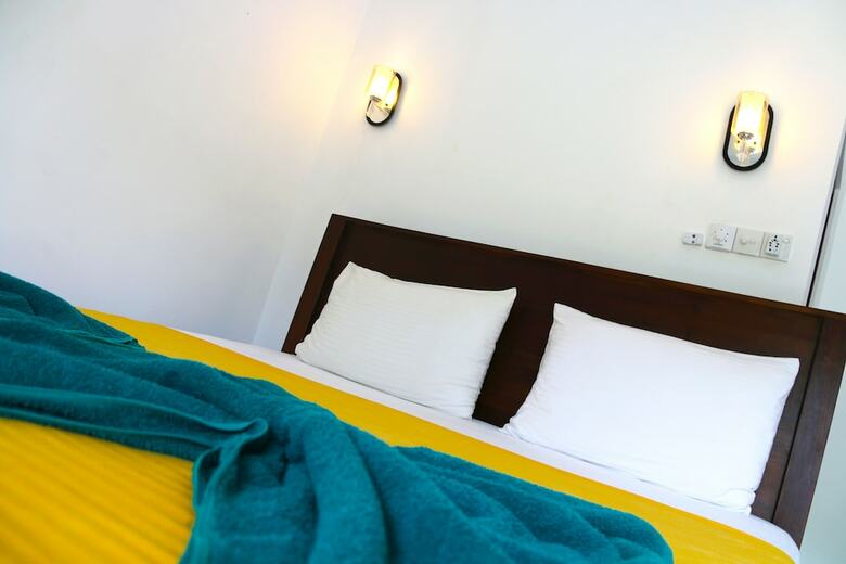 Hotel A&b Resort Negombo