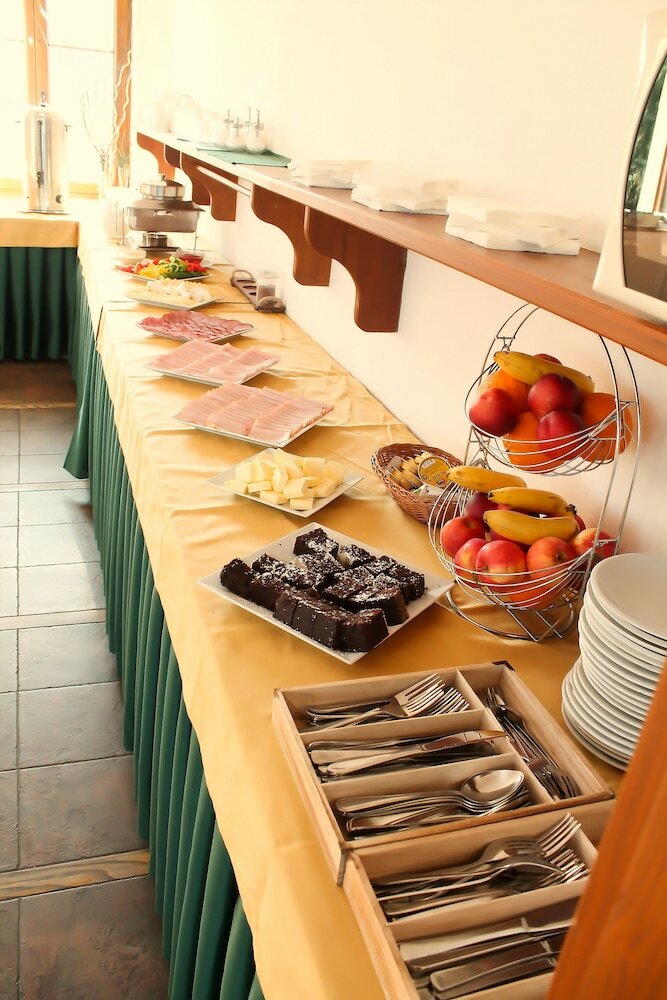 Hotel P?�chovice