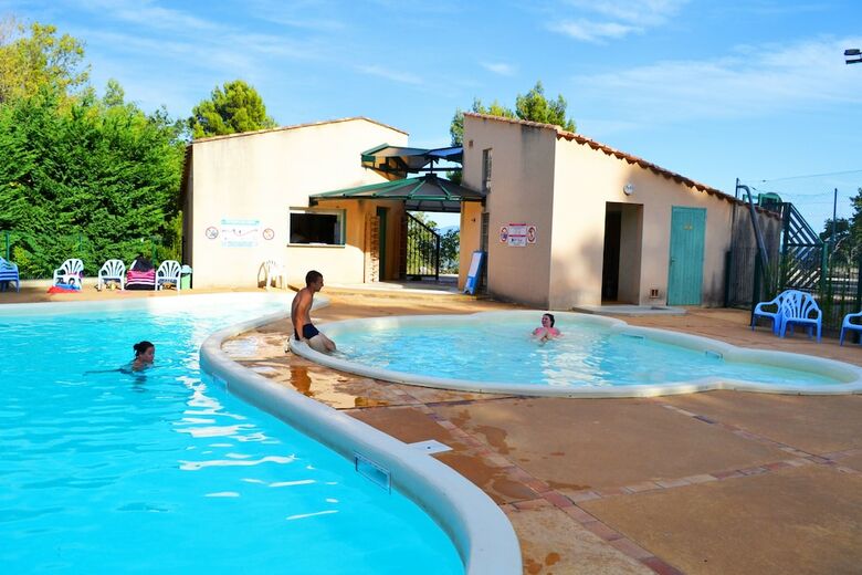 Vvf Villages "le Balcon Du Luberon" Murs