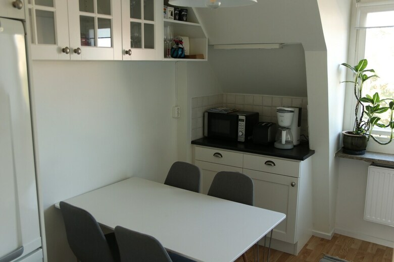 Alyhr Apartments