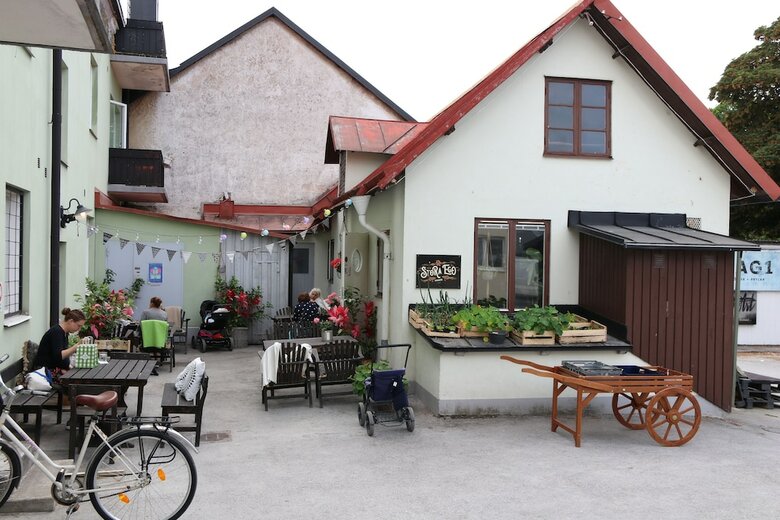 Alyhr Apartments