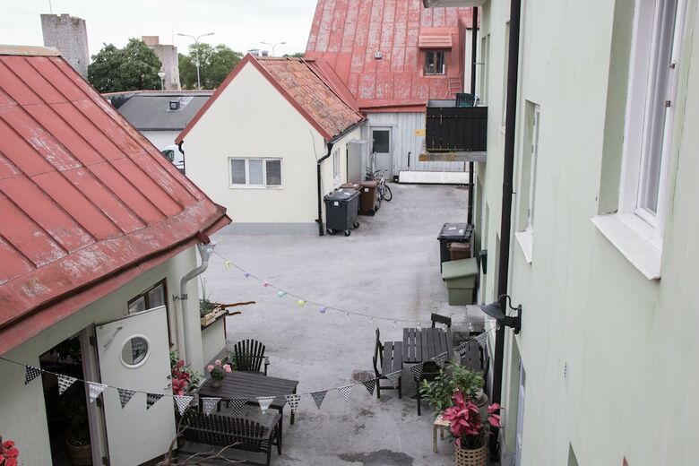 Alyhr Apartments